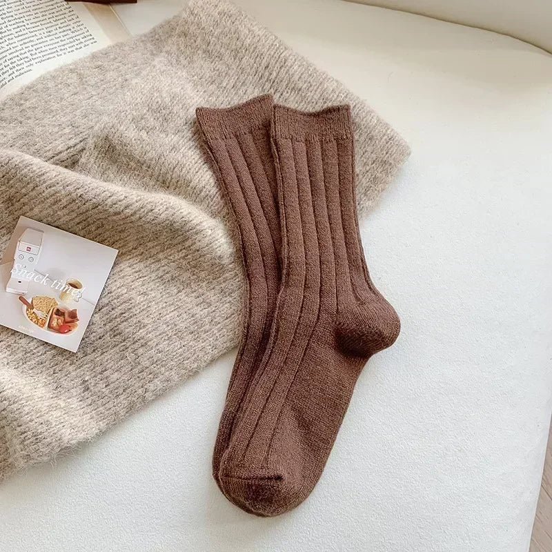 New Winter Socks Women Cashmere Wool Thicken Warm Women Socks Sox Japanese Fashion Harajuku Solid Color Thermal Long Socks